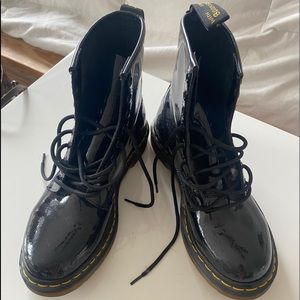 Patent leather Dr Martens 8